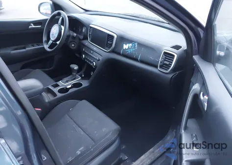 2022 Kia Sportage Lx z USA, uszkodzony, nr VIN KNDPM3ACXN7970627